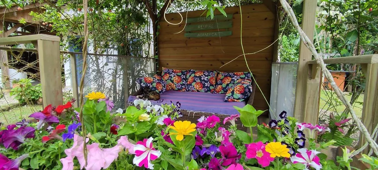 Quinta da Gavea - Hospedaria e Quintal Criativo Rodeio Bed & Breakfast